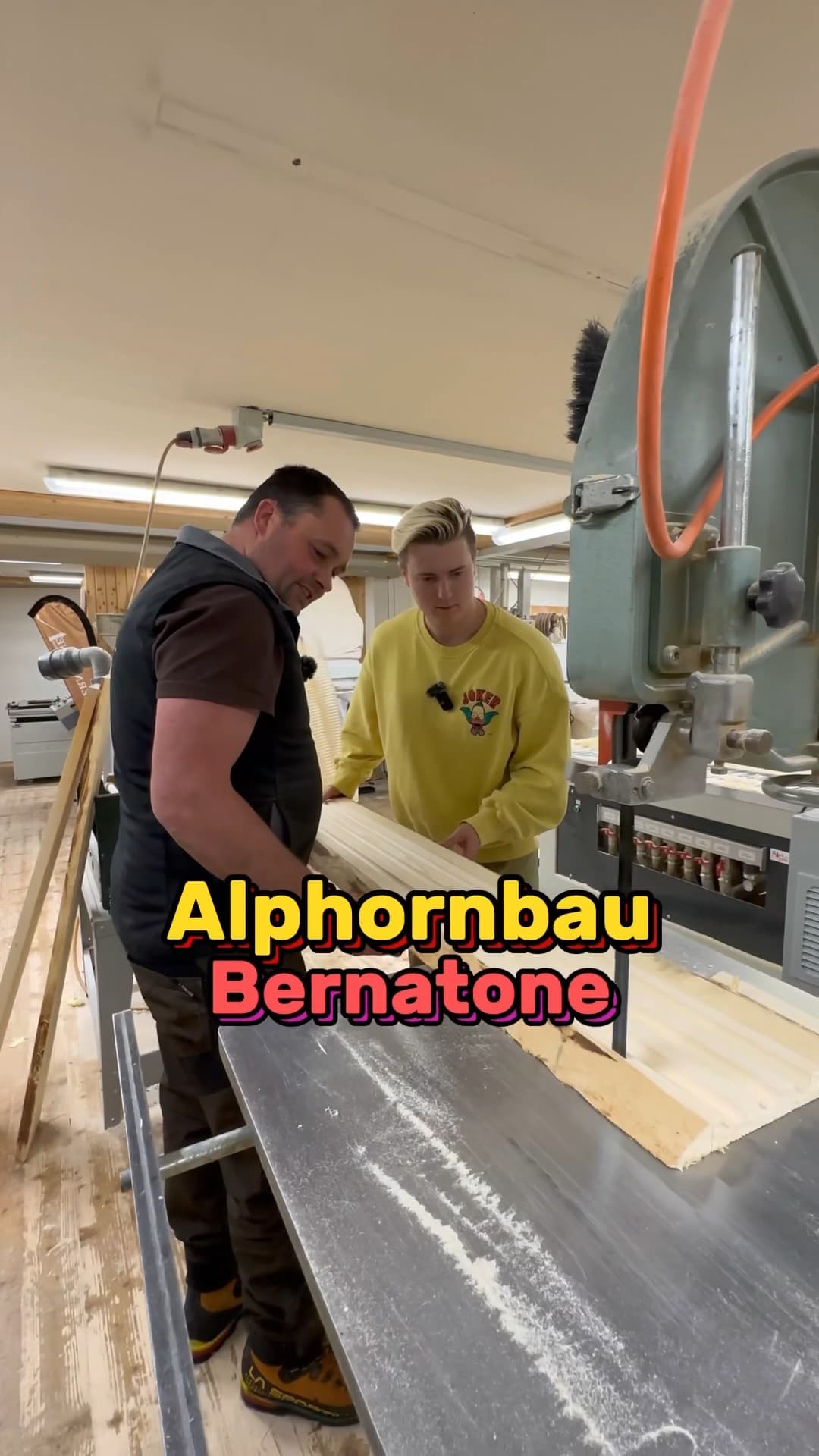 Alphornbau bei Heinz Tschumperlin, Habkern