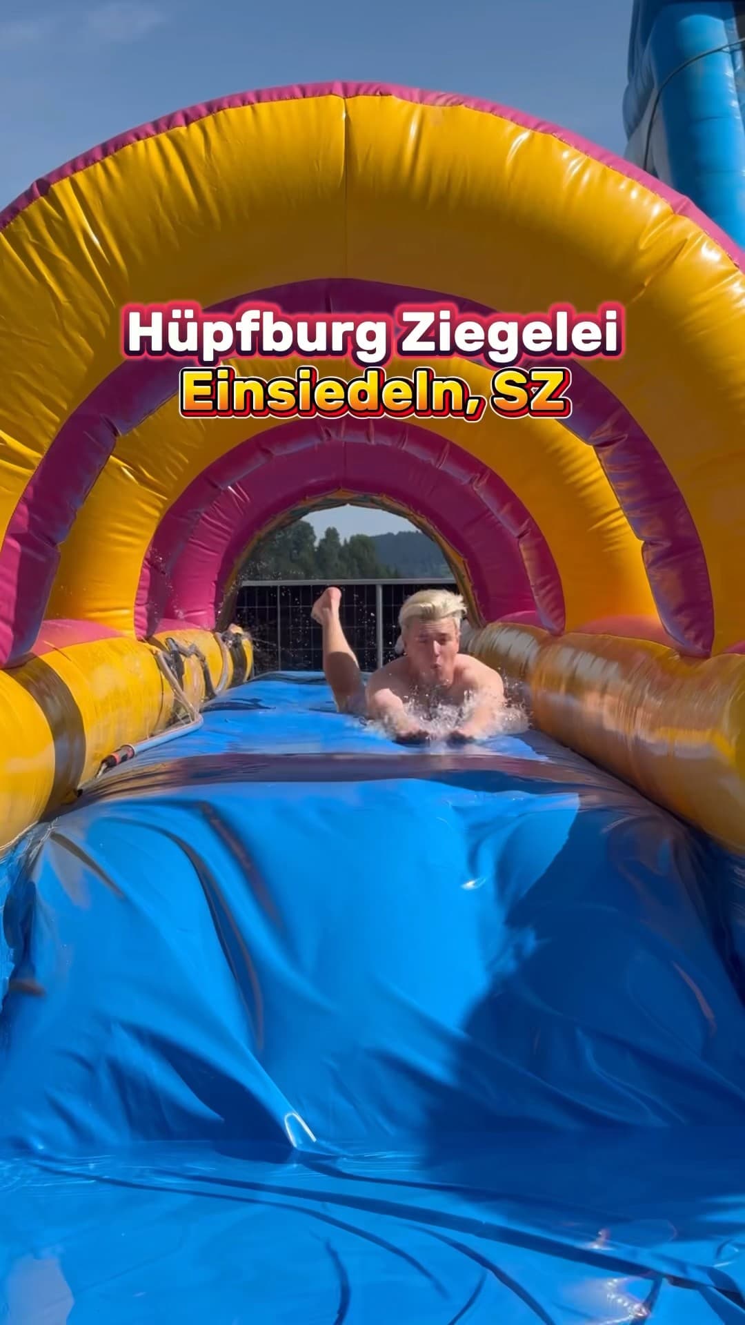 Hüpfburg Ziegelei Einsiedeln